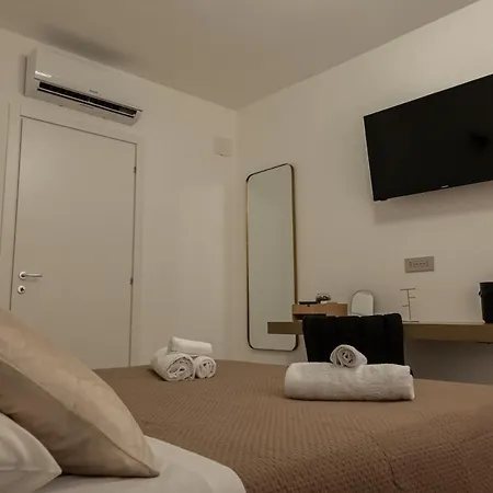 2bedroom - Murmuria Olimpia טאורמינה